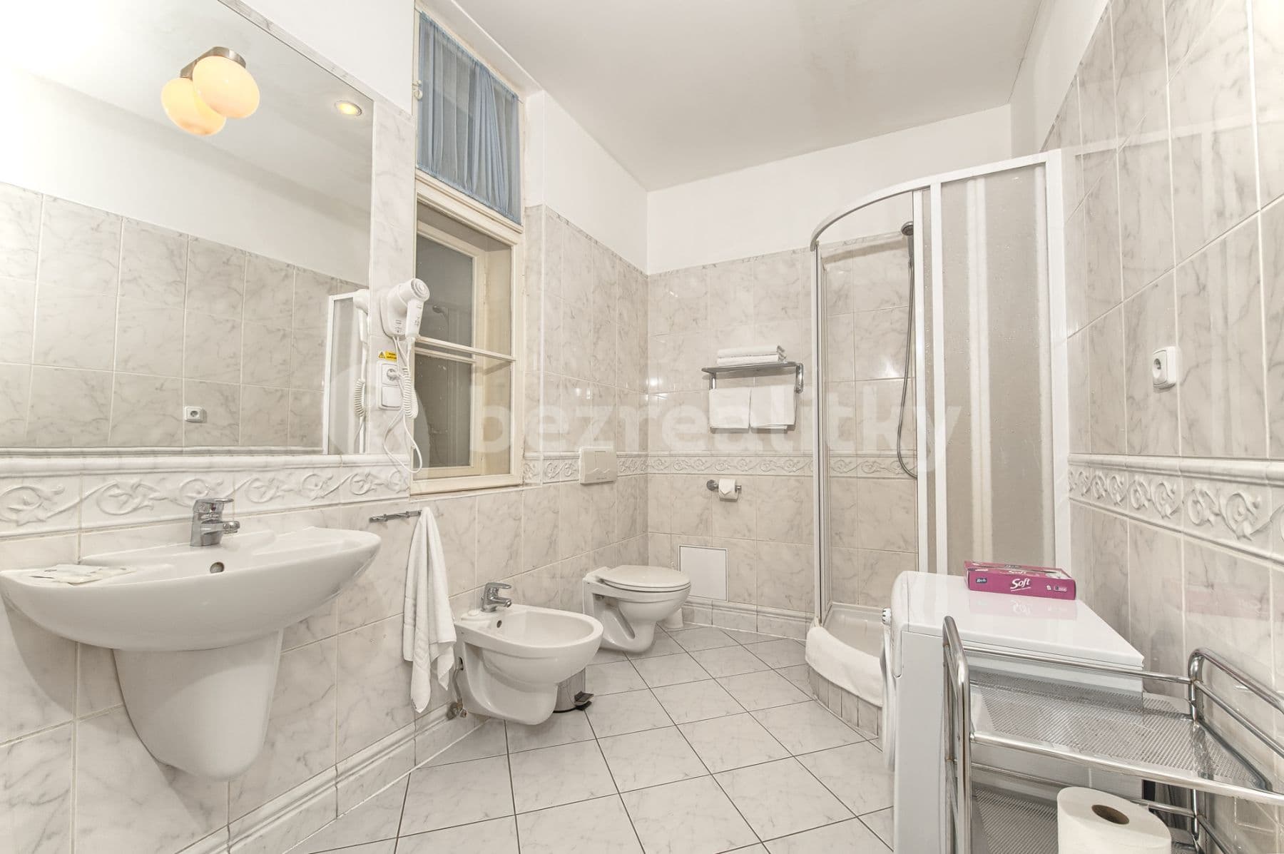 Prenájom bytu 38 m², Masná, Praha, Praha Prenájom bytu 38 m², Masná, Praha, Praha