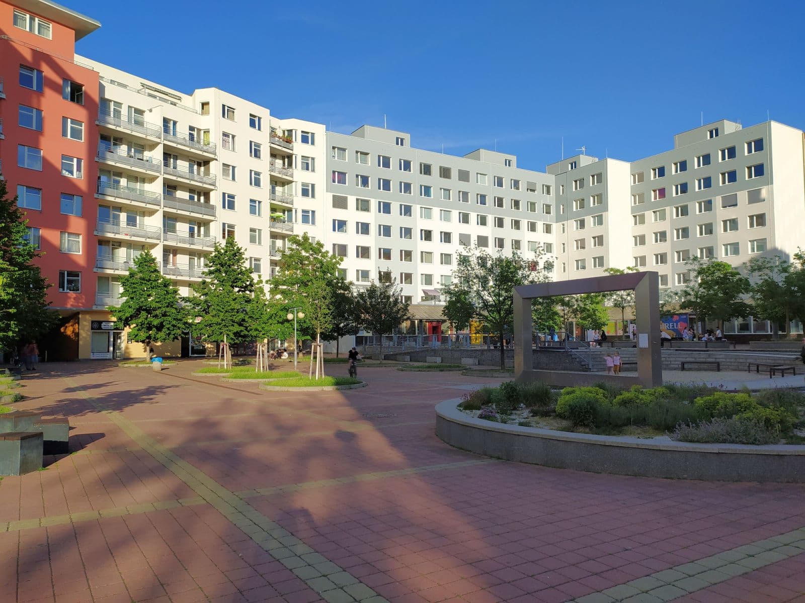 Prenájom bytu 80 m², Voskovcova, Praha, Praha Prenájom bytu 80 m², Voskovcova, Praha, Praha