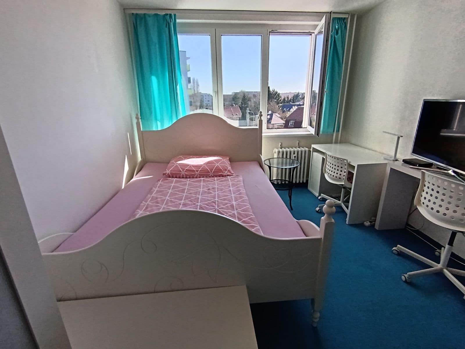Prenájom bytu 80 m², Voskovcova, Praha, Praha Prenájom bytu 80 m², Voskovcova, Praha, Praha