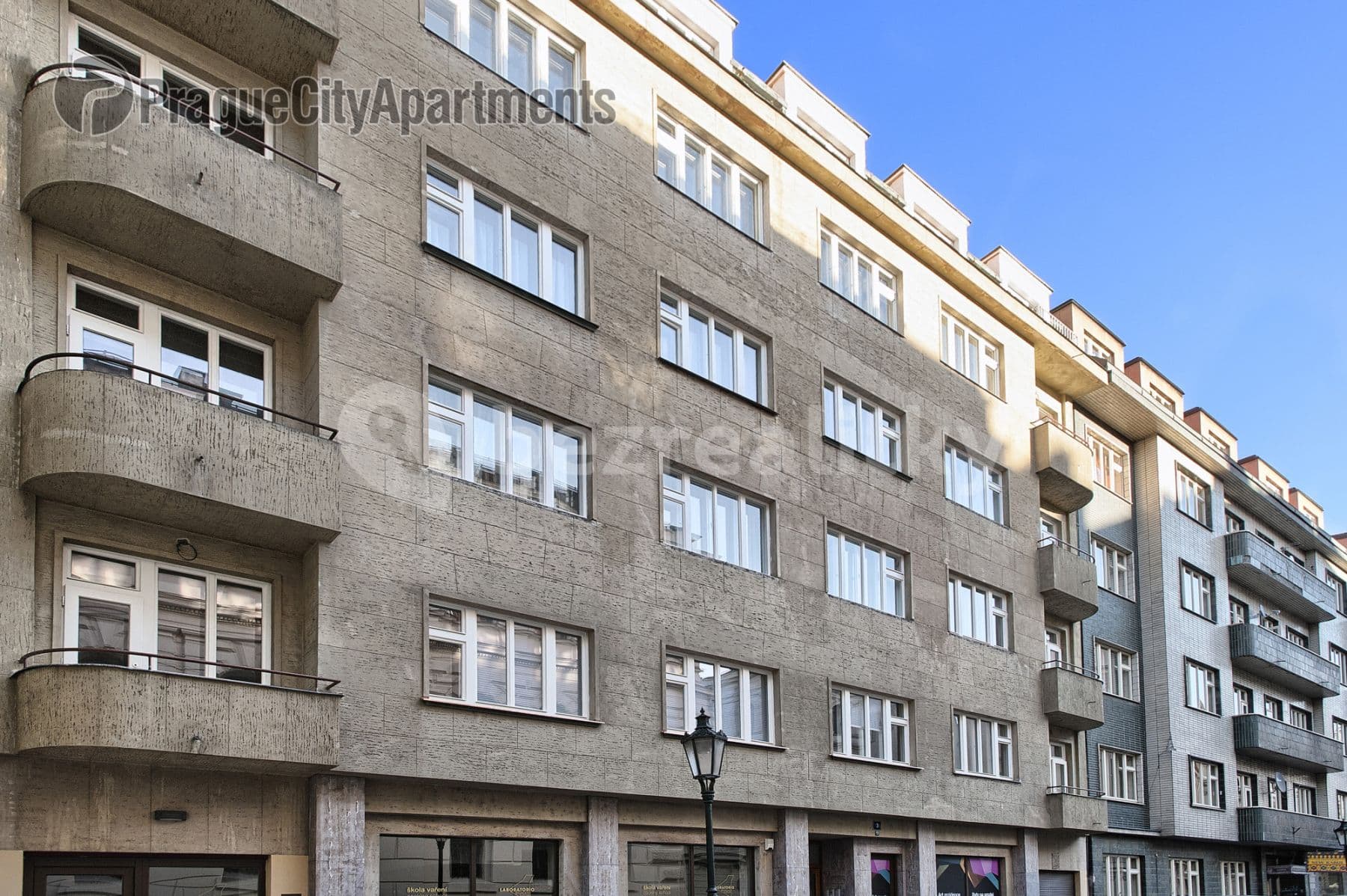 Prenájom bytu 3-izbový 86 m², Krocínova, Praha, Praha