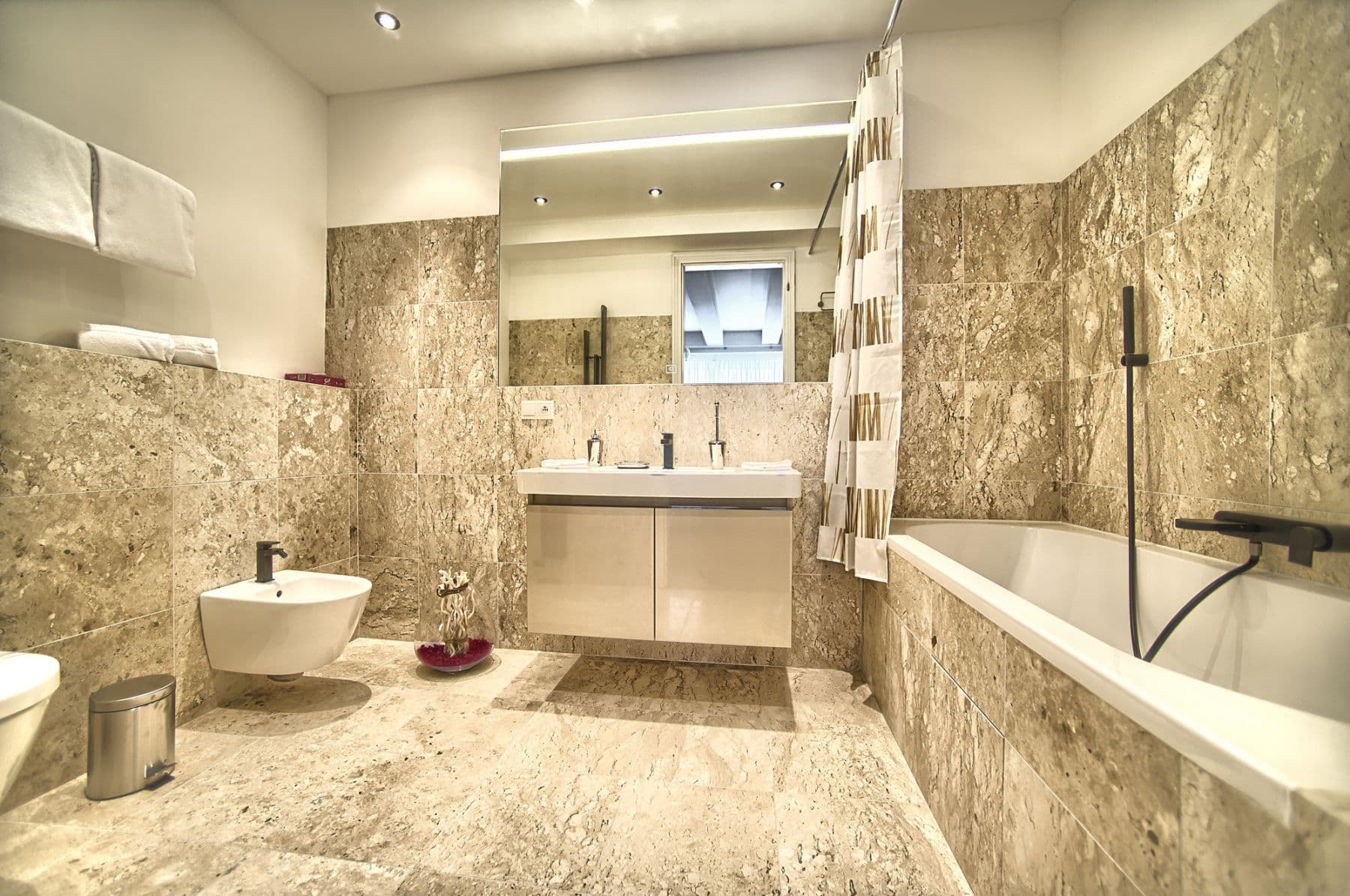 Prenájom bytu 125 m², Krocínova, Praha, Praha Prenájom bytu 125 m², Krocínova, Praha, Praha