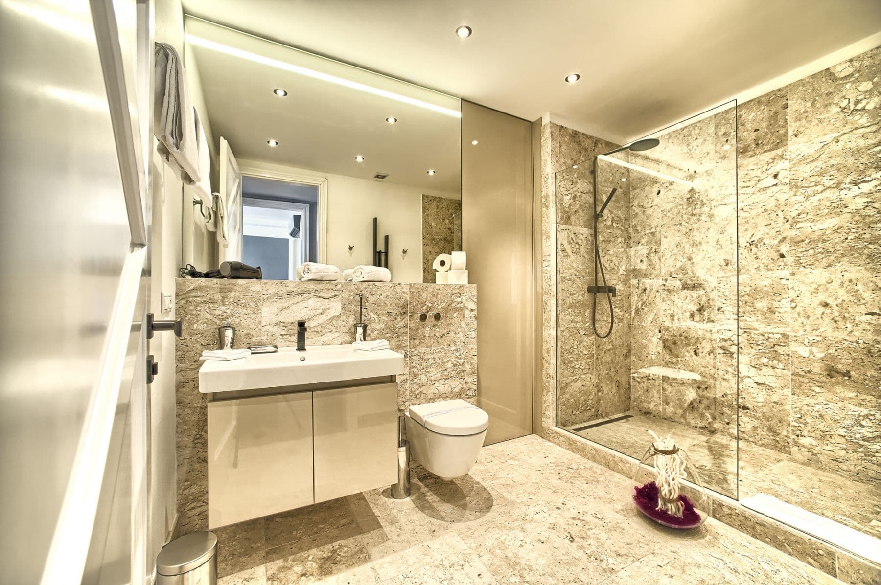 Prenájom bytu 125 m², Krocínova, Praha, Praha Prenájom bytu 125 m², Krocínova, Praha, Praha