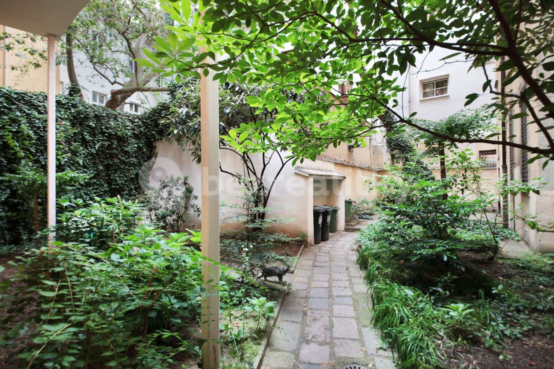 Prenájom bytu 112 m², Ostrovní, Praha, Praha Prenájom bytu 112 m², Ostrovní, Praha, Praha