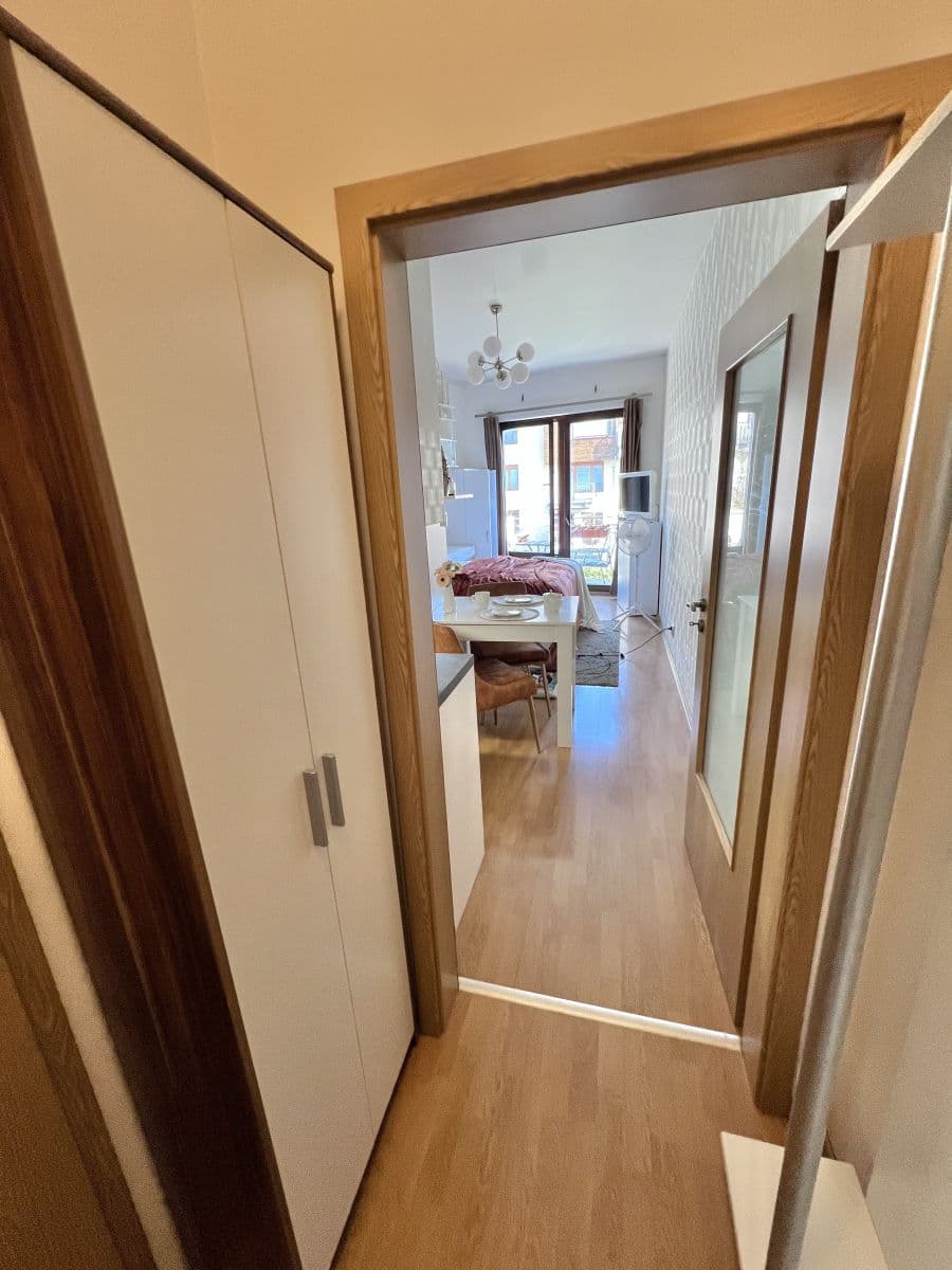 Prenájom bytu 30 m², Jeřabinová, Praha, Praha Prenájom bytu 30 m², Jeřabinová, Praha, Praha