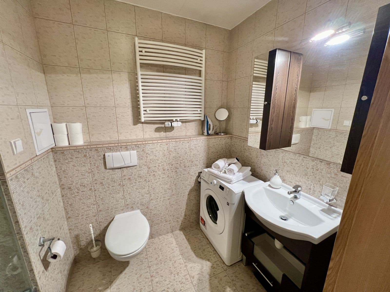 Prenájom bytu 30 m², Jeřabinová, Praha, Praha Prenájom bytu 30 m², Jeřabinová, Praha, Praha