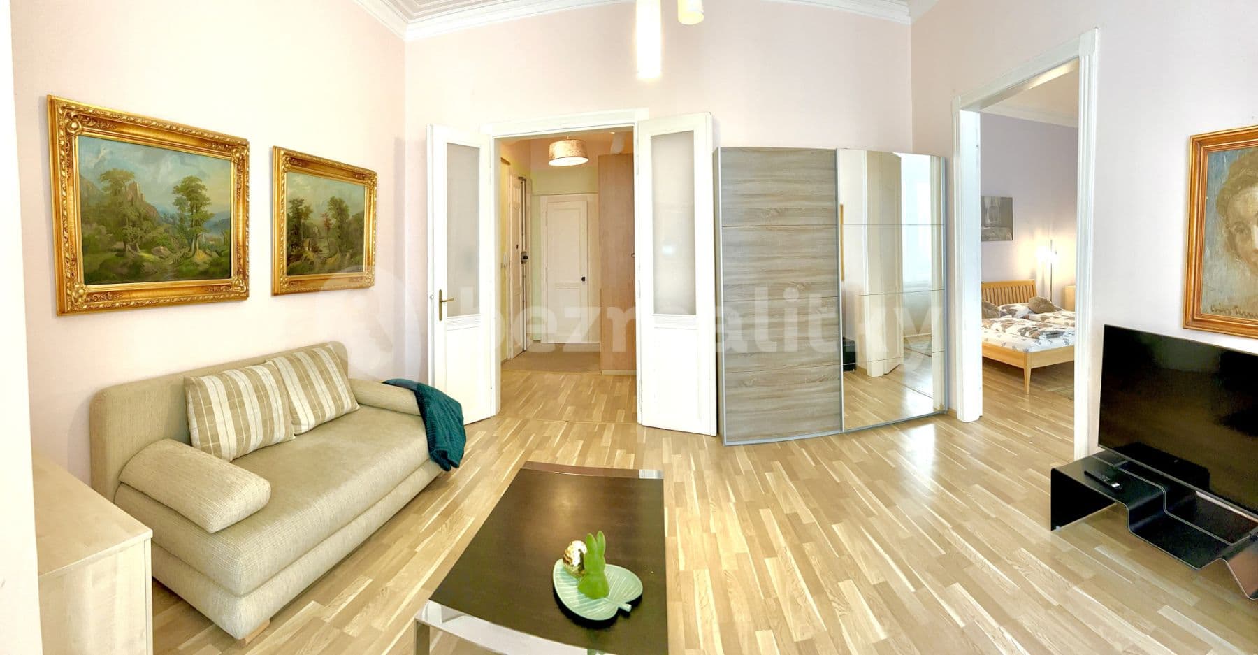 Prenájom bytu 2-izbový 80 m², Široká, Praha, Praha