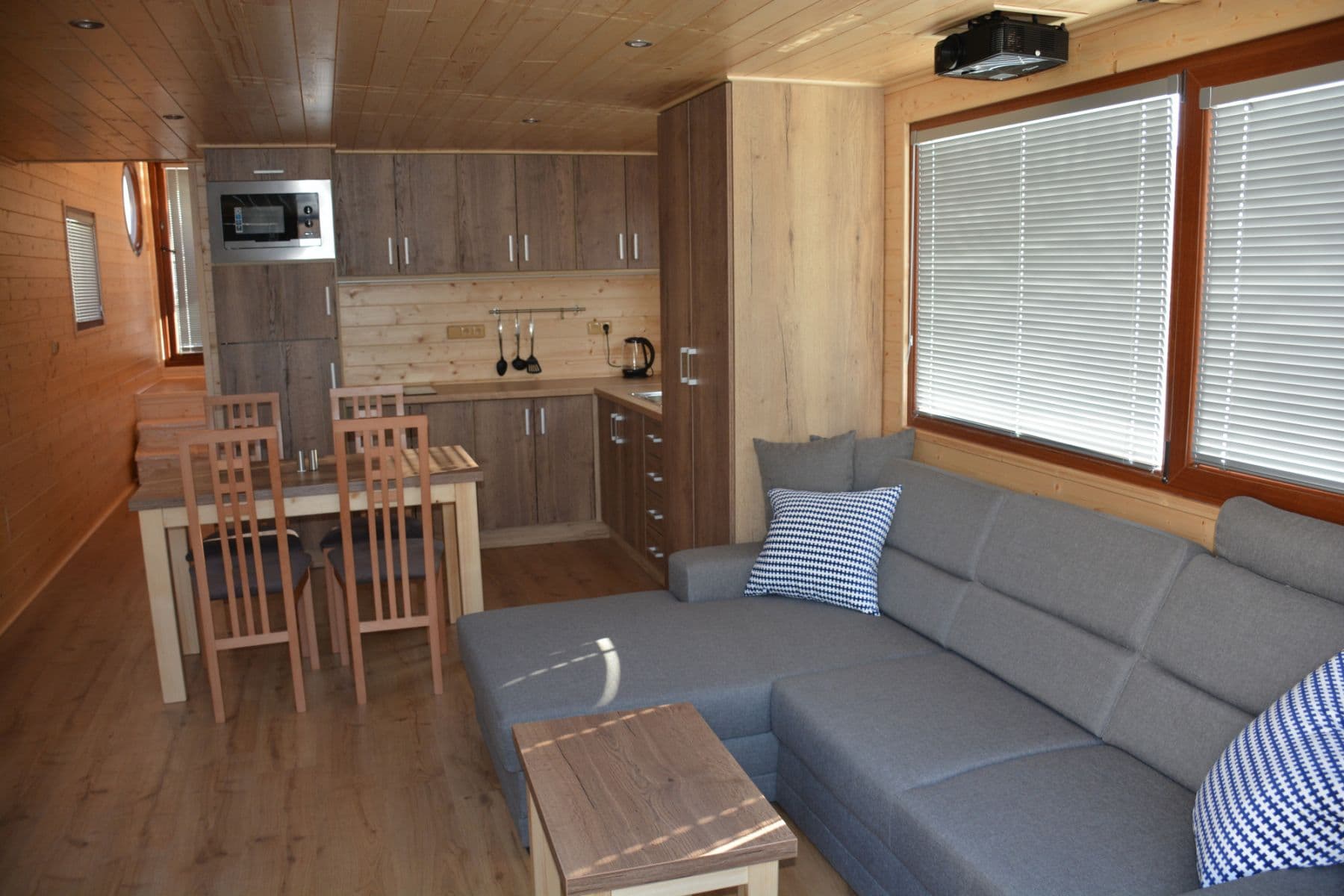 Prenájom bytu 36 m², Sanderova, Praha, Praha Prenájom bytu 36 m², Sanderova, Praha, Praha