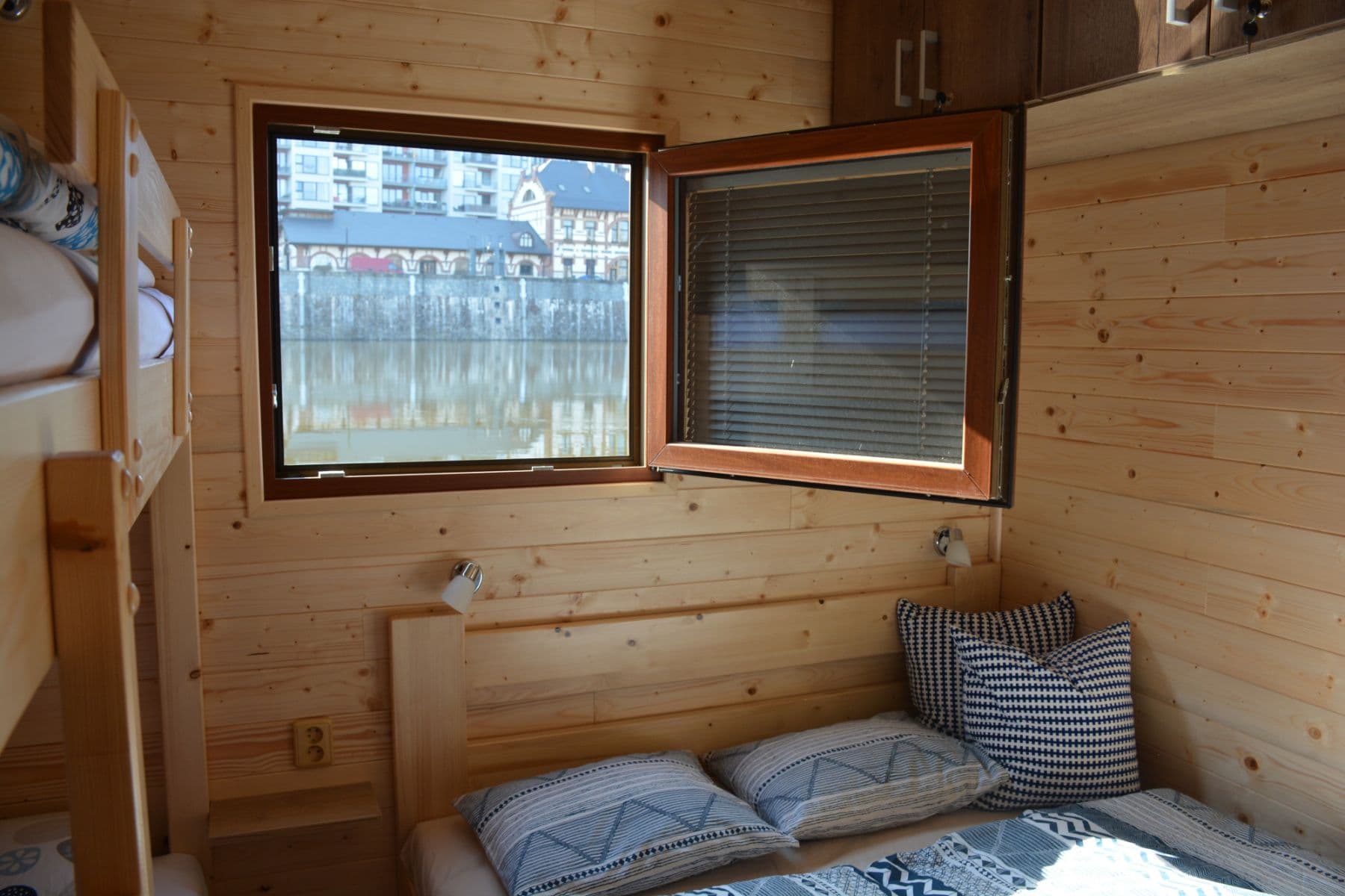 Prenájom bytu 36 m², Sanderova, Praha, Praha Prenájom bytu 36 m², Sanderova, Praha, Praha