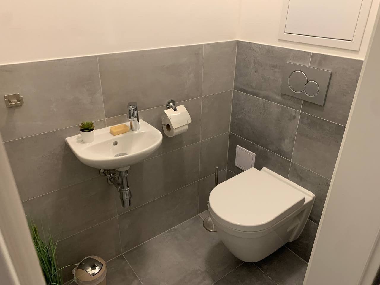 Prenájom bytu 80 m², Zapova, Praha, Praha Prenájom bytu 80 m², Zapova, Praha, Praha