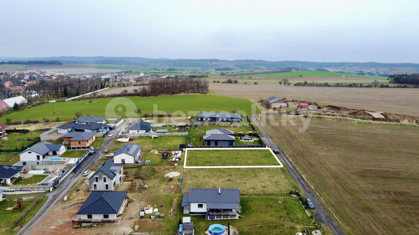 Predaj pozemku 1.065 m², Dlouhá Lhota, Středočeský kraj