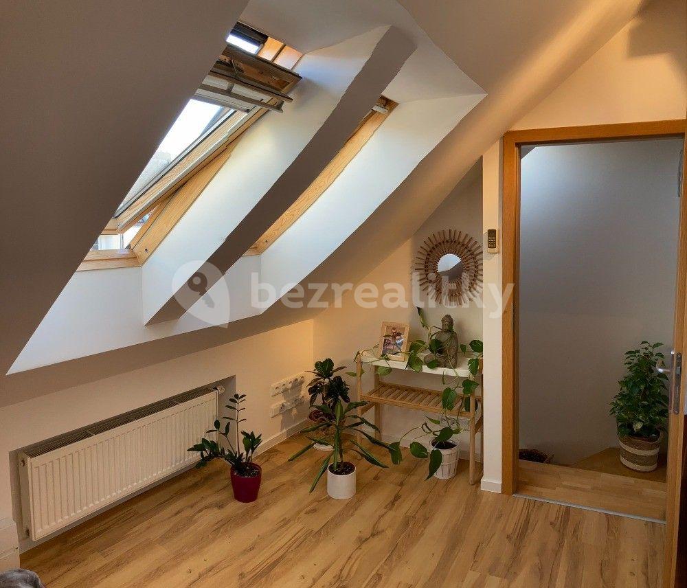 Predaj bytu 2-izbový 55 m², Roháčova, Praha, Praha