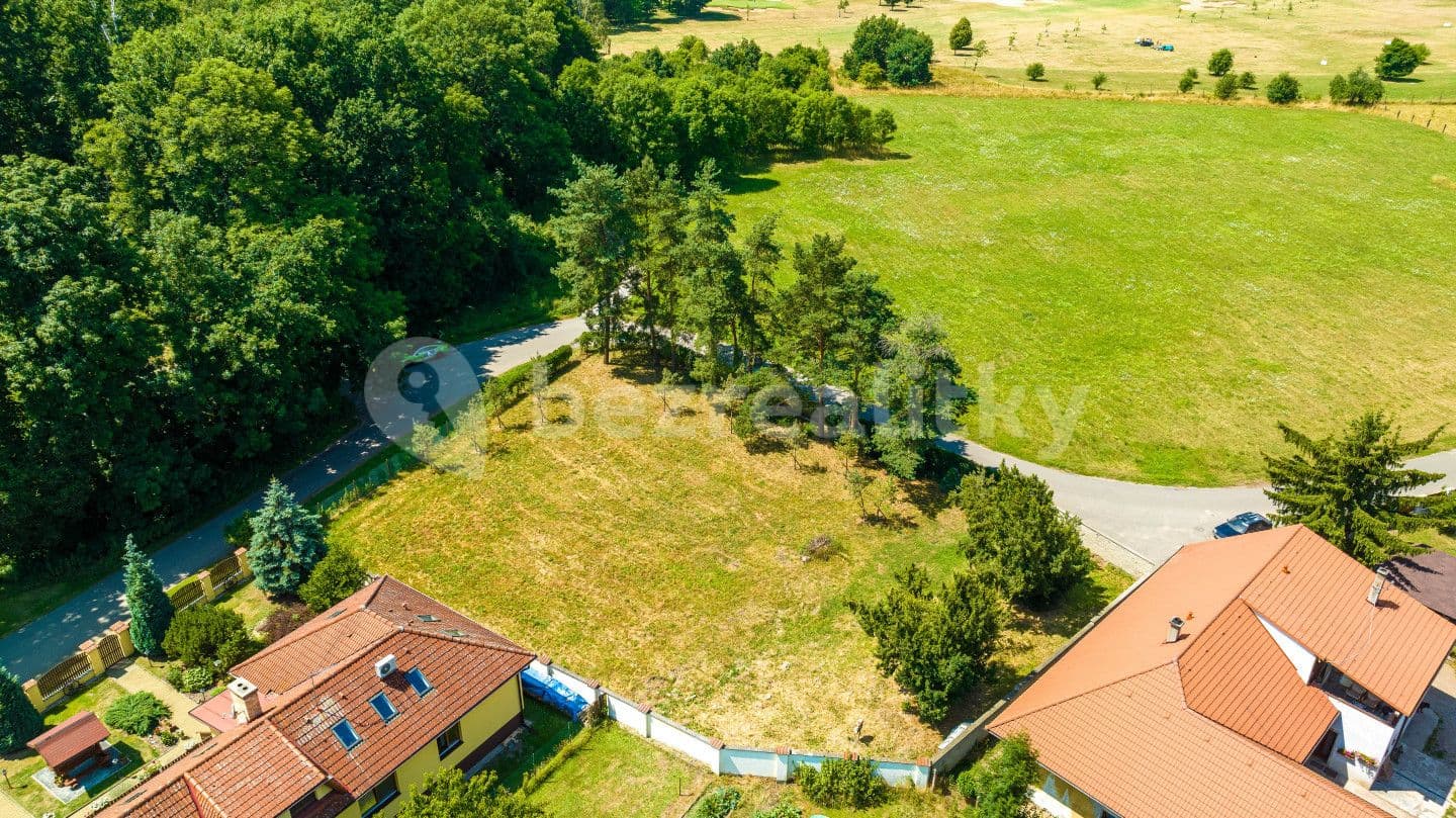 Predaj pozemku 1.518 m², Poděbrady, Středočeský kraj