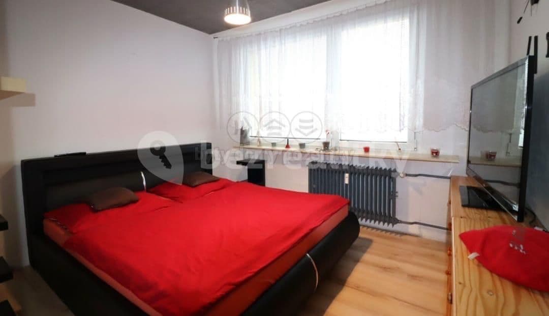 Prenájom bytu 3-izbový 70 m², K. H. Borovského, Most, Ústecký kraj
