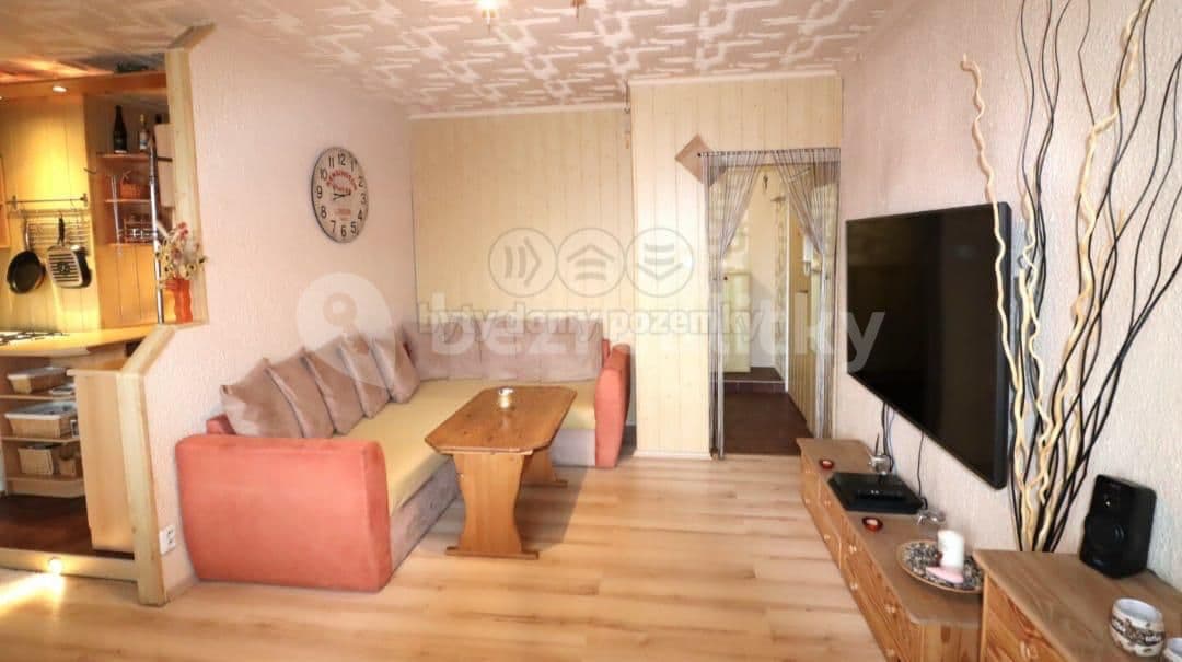Prenájom bytu 3-izbový 70 m², K. H. Borovského, Most, Ústecký kraj