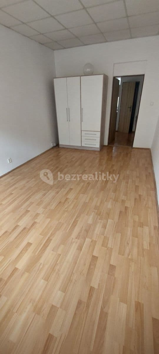 Prenájom bytu 1-izbový 37 m², Masarykova, Ústí nad Labem, Ústecký kraj