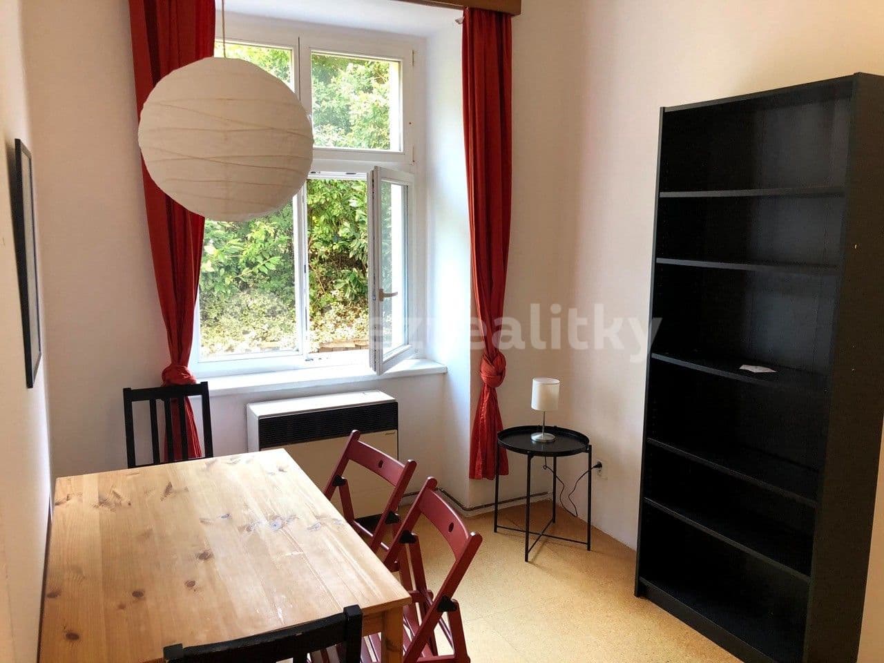 Prenájom bytu 2-izbový 48 m², Jičínská, Praha, Praha Prenájom bytu 2-izbový 48 m², Jičínská, Praha, Praha