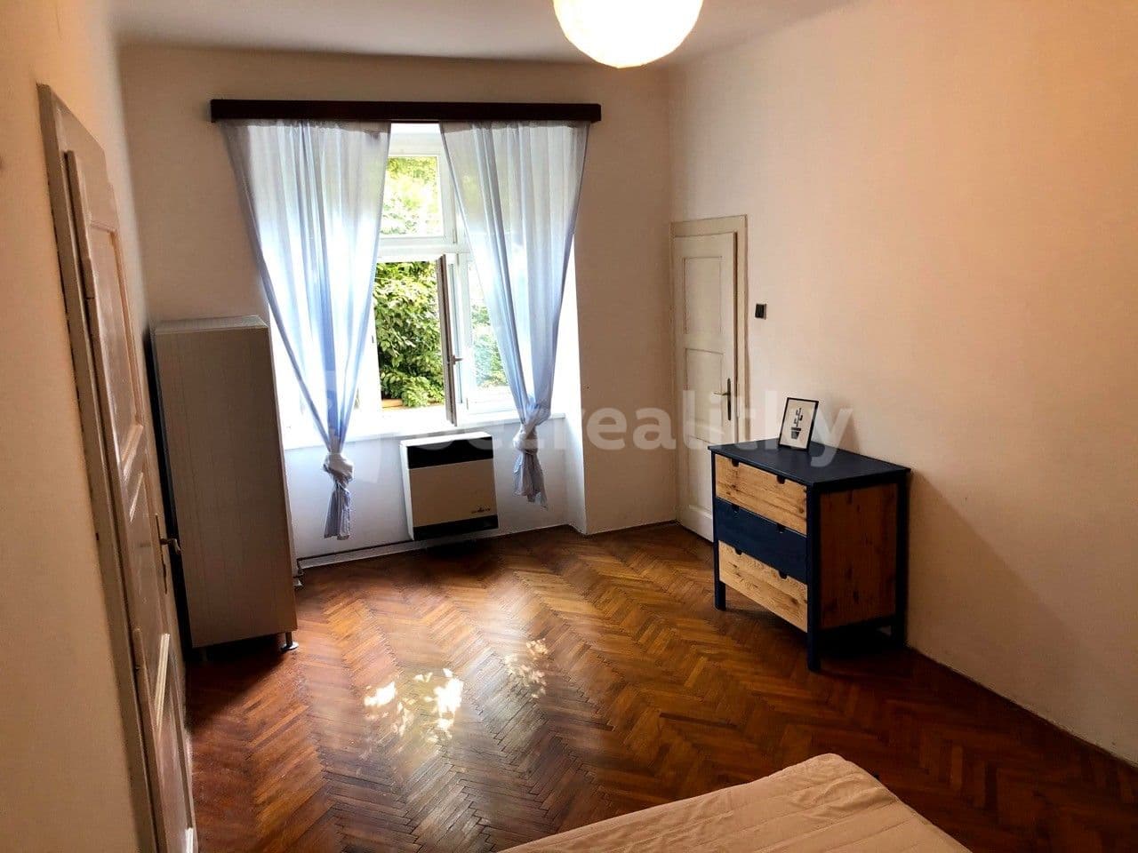 Prenájom bytu 2-izbový 48 m², Jičínská, Praha, Praha Prenájom bytu 2-izbový 48 m², Jičínská, Praha, Praha