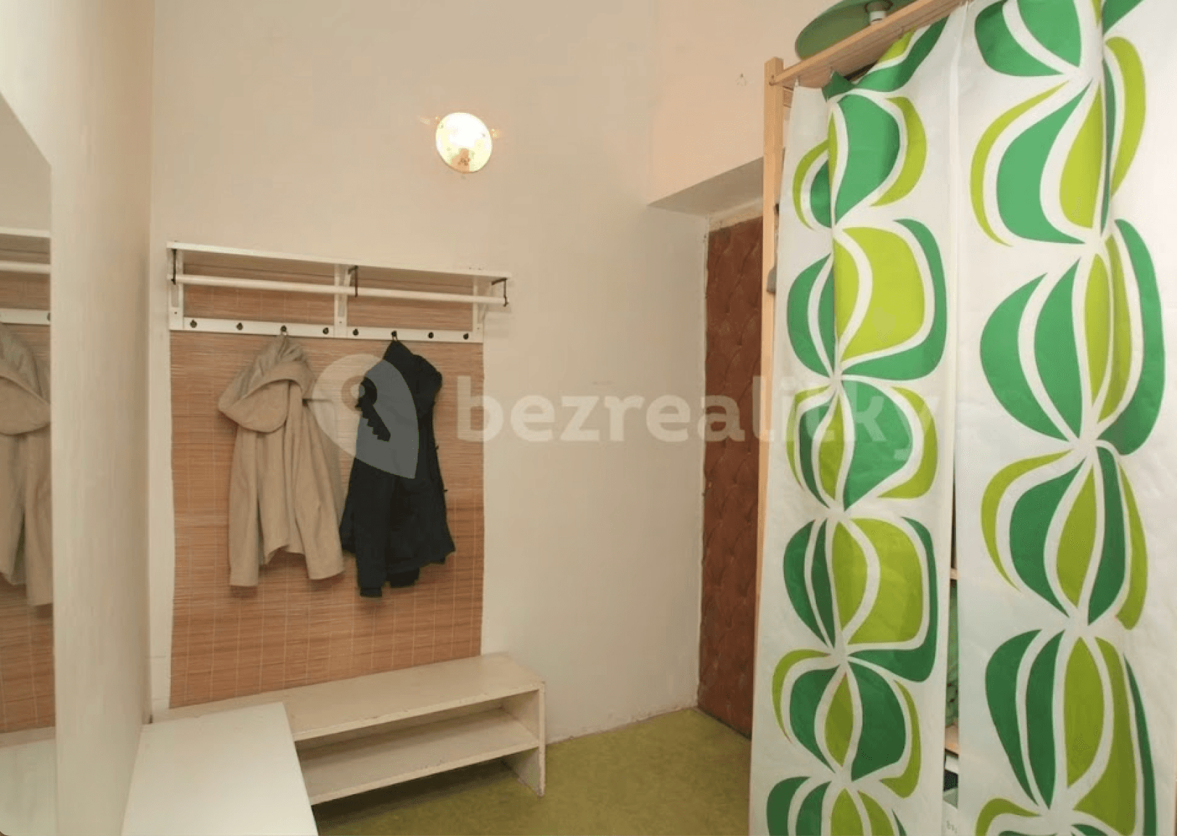 Prenájom bytu 2-izbový 48 m², Jičínská, Praha, Praha Prenájom bytu 2-izbový 48 m², Jičínská, Praha, Praha