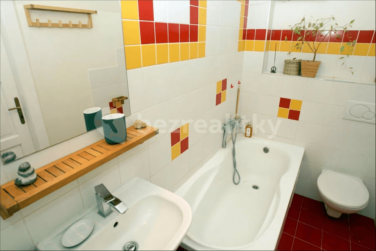 Prenájom bytu 2-izbový 48 m², Jičínská, Praha, Praha Prenájom bytu 2-izbový 48 m², Jičínská, Praha, Praha