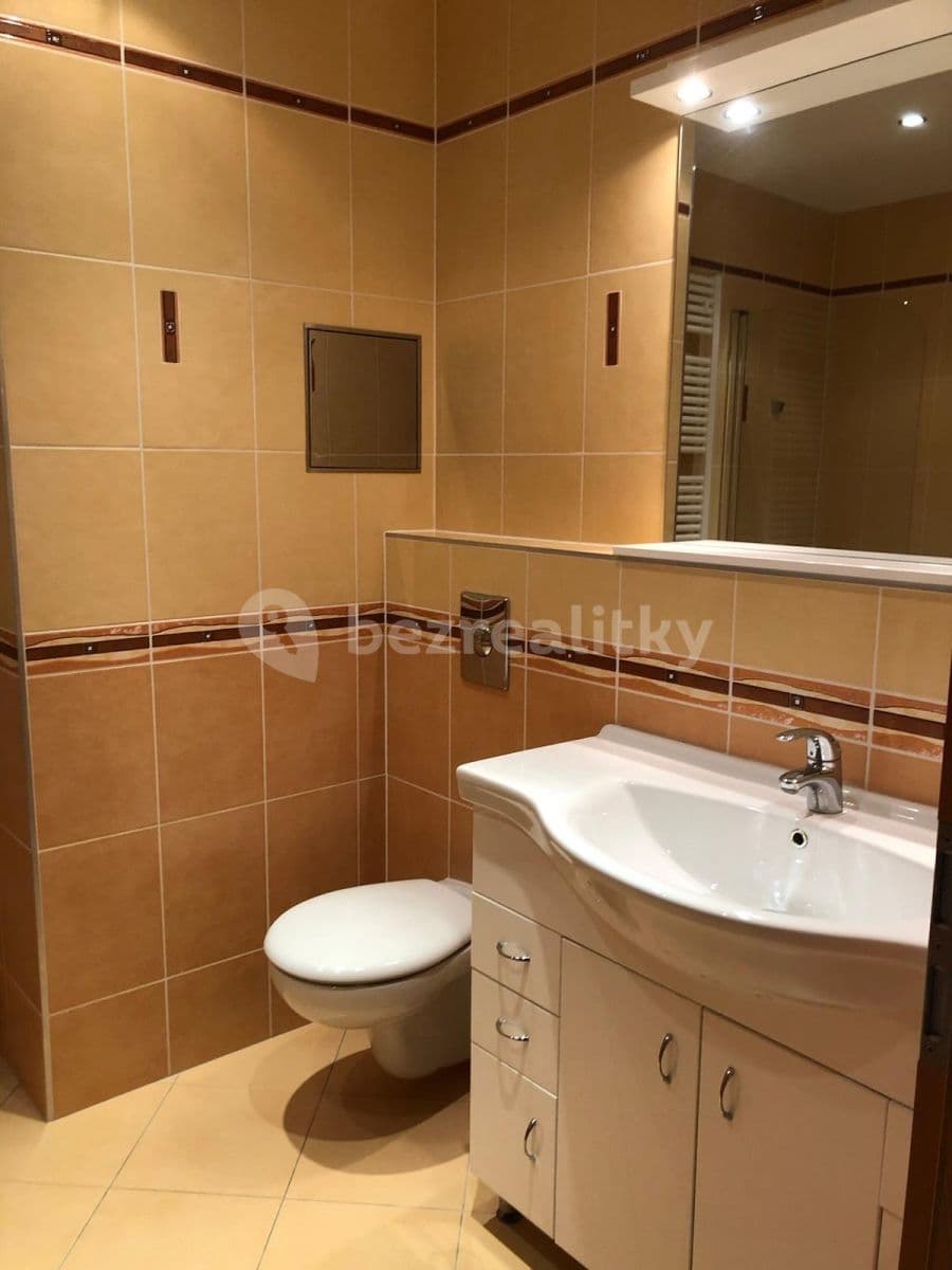 Prenájom bytu 1-izbový 32 m², Milotická, Praha, Praha Prenájom bytu 1-izbový 32 m², Milotická, Praha, Praha