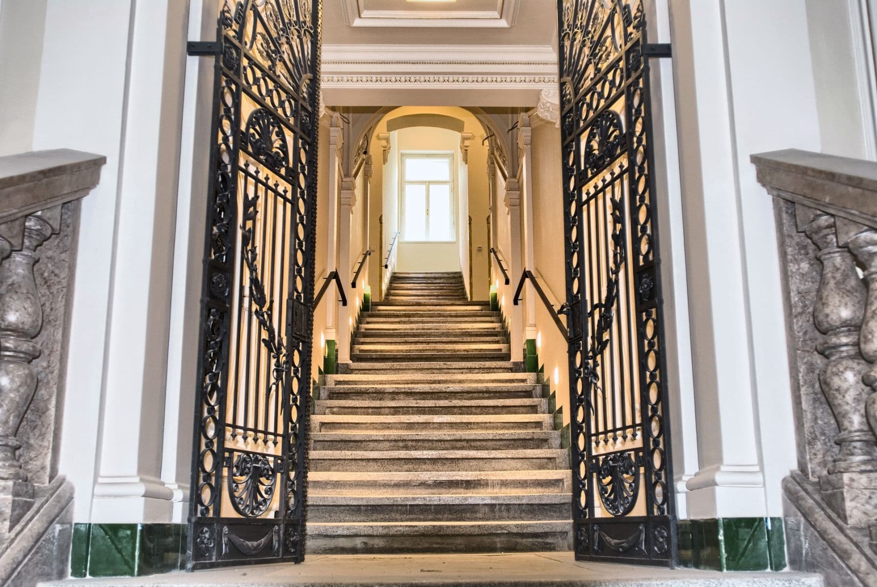 Prenájom bytu 80 m², Karoliny Světlé, Praha, Praha Prenájom bytu 80 m², Karoliny Světlé, Praha, Praha