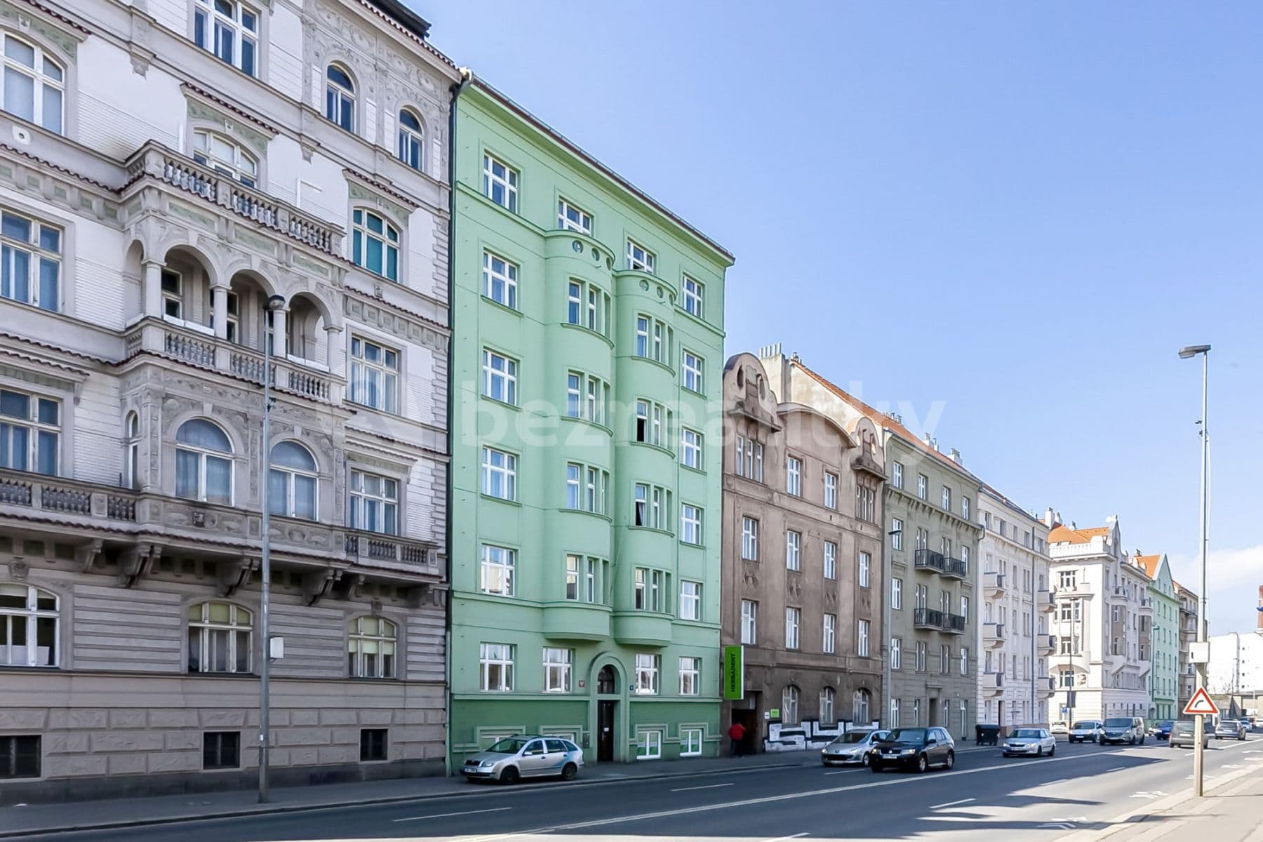 Prenájom bytu 1-izbový 30 m², Strakonická, Praha, Praha