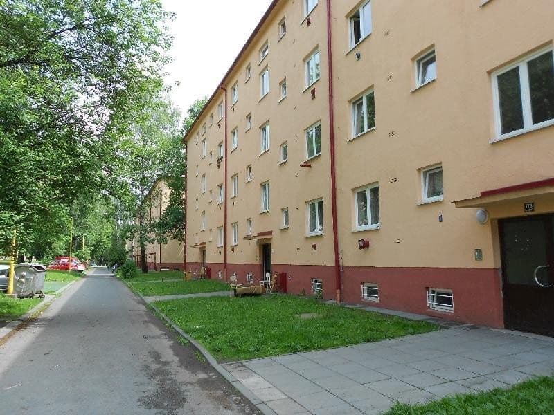 Prenájom bytu 2-izbový 47 m², Jarošova, Havířov, Moravskoslezský kraj Prenájom bytu 2-izbový 47 m², Jarošova, Havířov, Moravskoslezský kraj