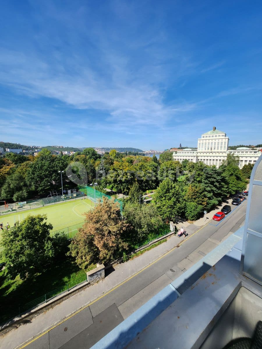 Prenájom bytu 1-izbový 28 m², Podolská, Praha, Praha Prenájom bytu 1-izbový 28 m², Podolská, Praha, Praha