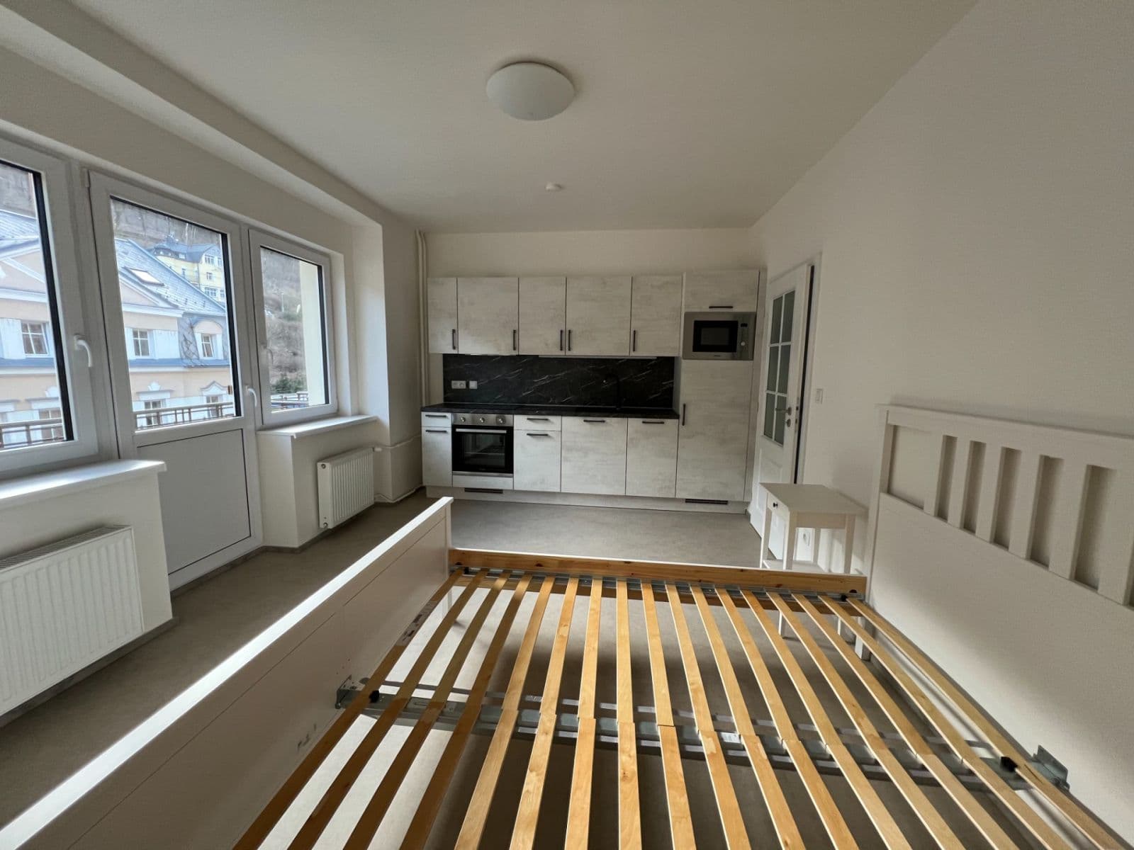 Prenájom bytu 1-izbový 30 m², třída Dukelských hrdinů, Jáchymov, Karlovarský kraj Prenájom bytu 1-izbový 30 m², třída Dukelských hrdinů, Jáchymov, Karlovarský kraj