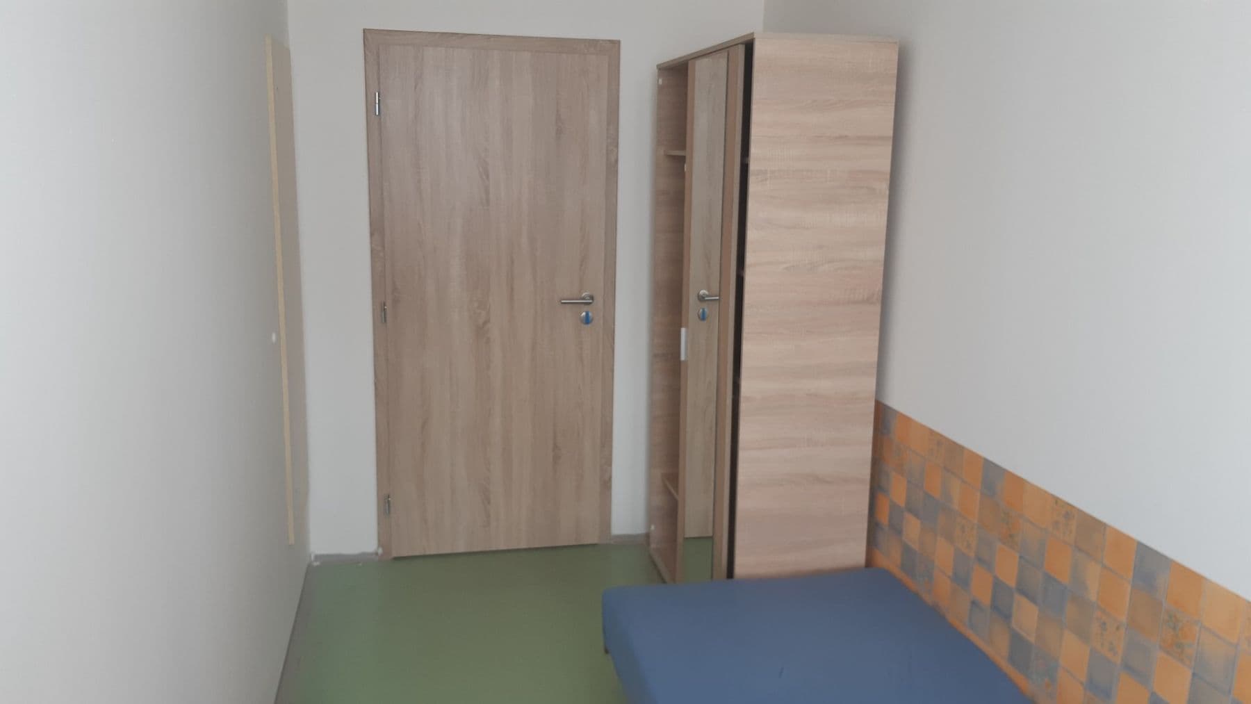 Prenájom bytu 4-izbový 95 m², Matúškova, Praha, Praha Prenájom bytu 4-izbový 95 m², Matúškova, Praha, Praha