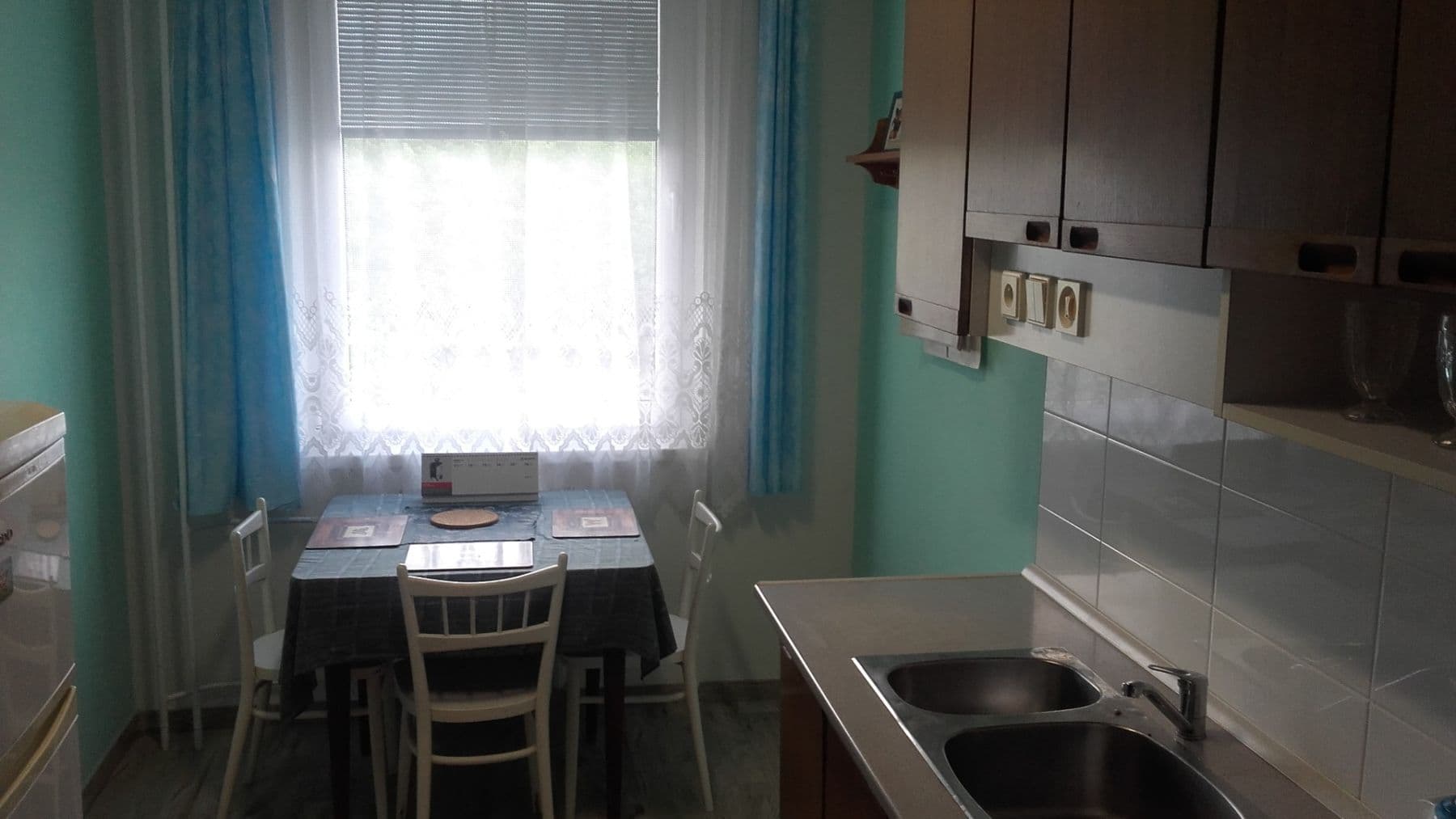 Prenájom bytu 4-izbový 95 m², Matúškova, Praha, Praha Prenájom bytu 4-izbový 95 m², Matúškova, Praha, Praha