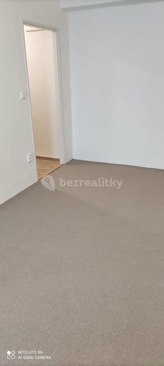 Prenájom bytu 1-izbový 30 m², Valdenská, Olomouc, Olomoucký kraj