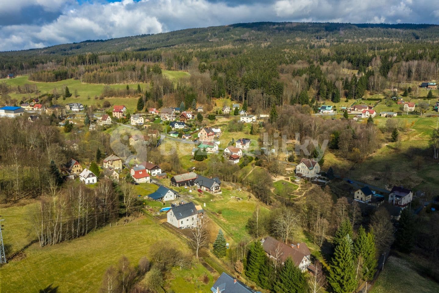 Predaj pozemku 2.105 m², Pěnčín, Liberecký kraj
