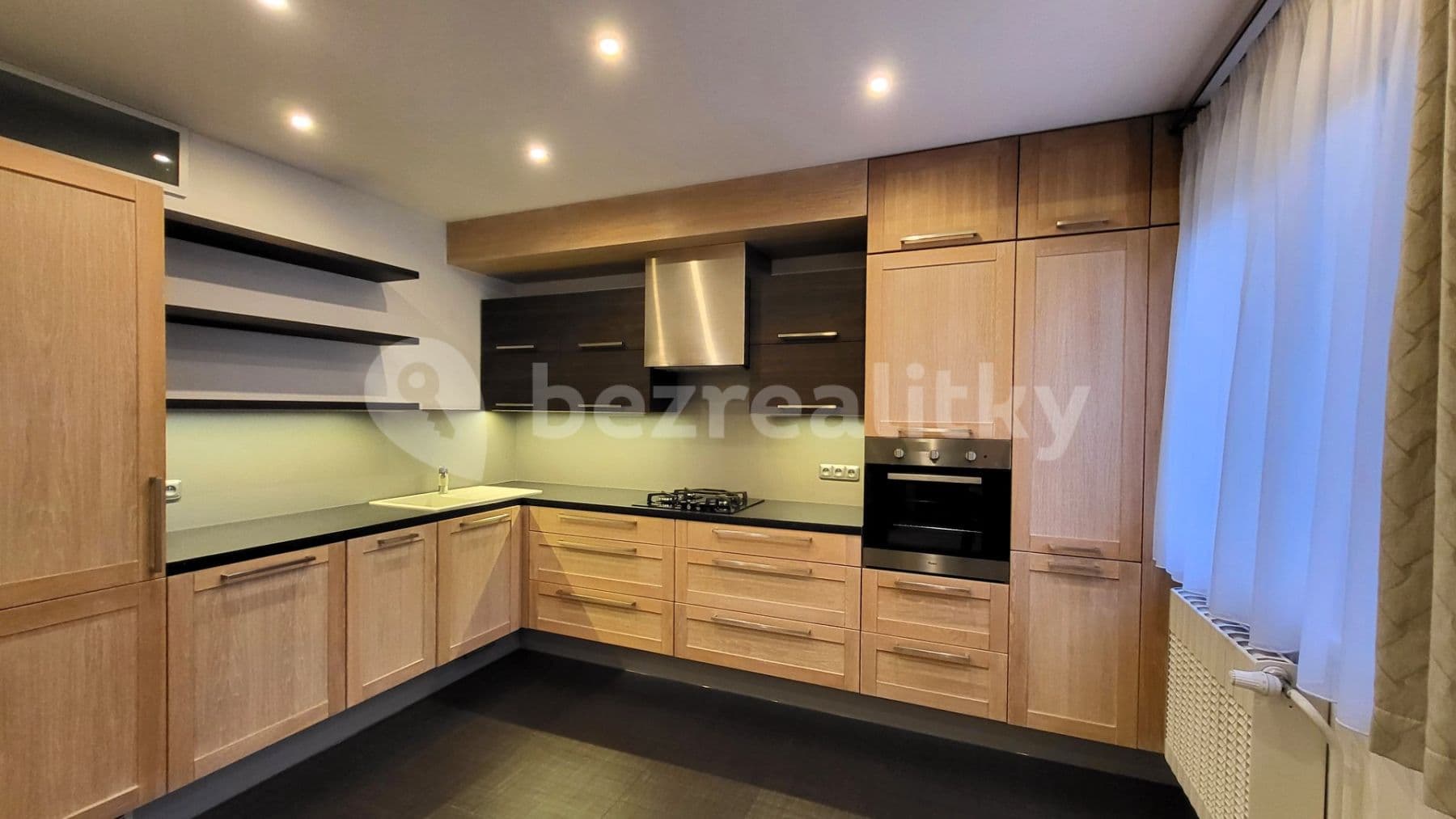 Prenájom bytu 2-izbový 66 m², Herálecká Ⅳ, Praha, Praha Prenájom bytu 2-izbový 66 m², Herálecká Ⅳ, Praha, Praha