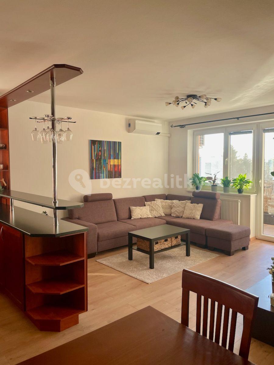 Predaj bytu 3-izbový 90 m², Farebná, Rovinka, Bratislavský kraj