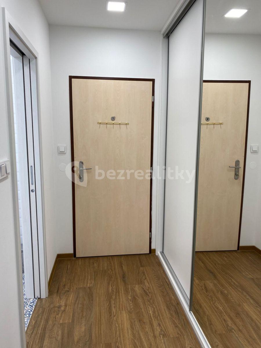 Prenájom bytu 2-izbový 41 m², Bítovská, Praha, Praha