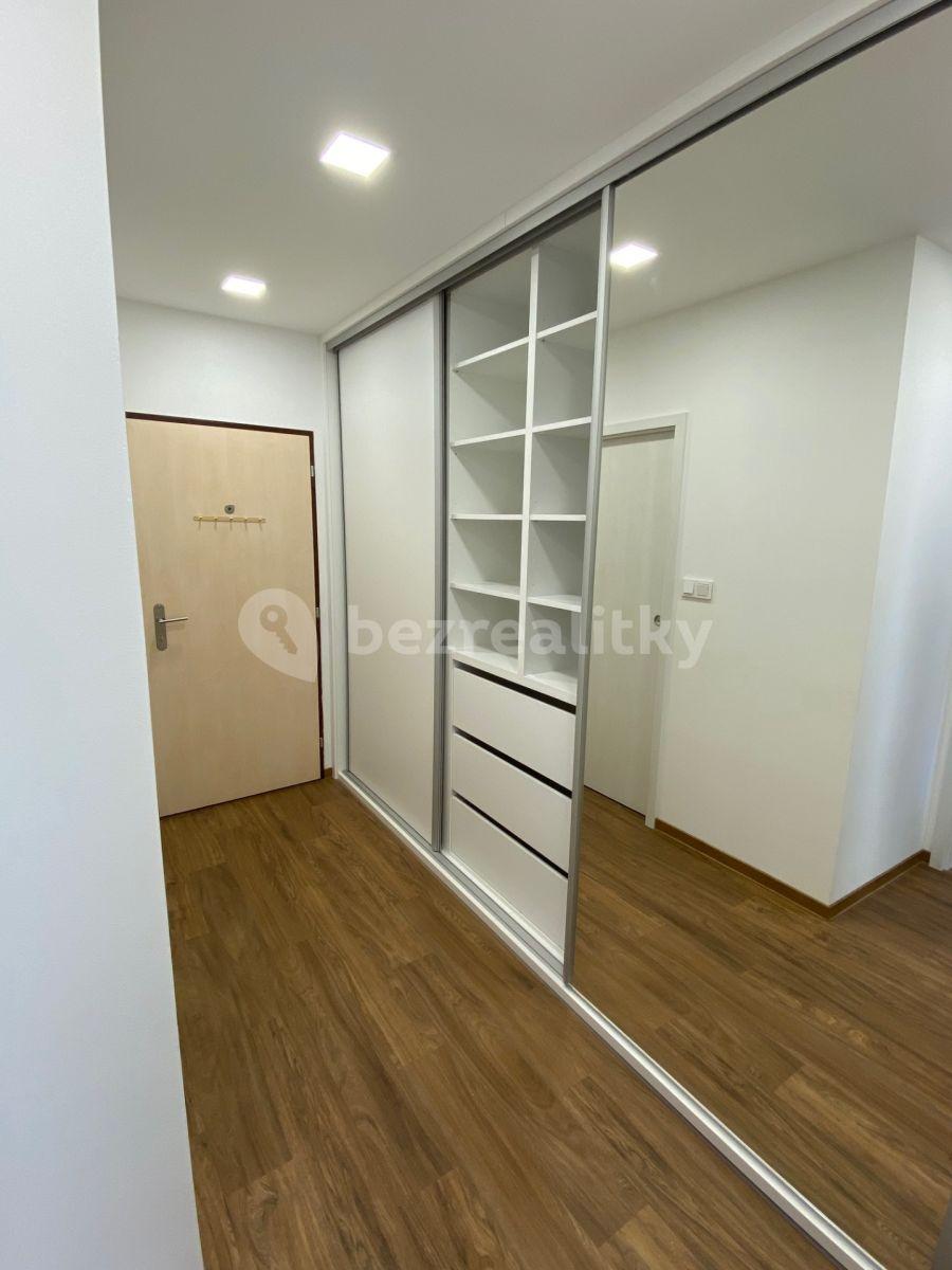 Prenájom bytu 2-izbový 41 m², Bítovská, Praha, Praha