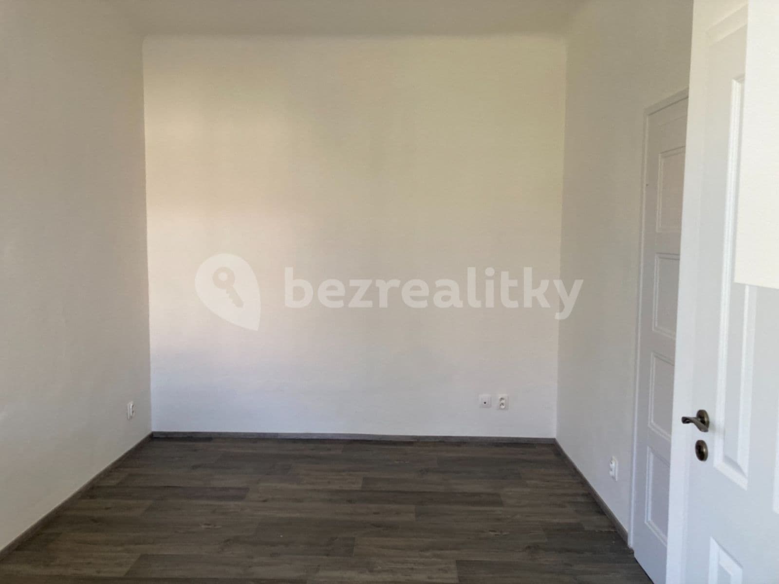 Prenájom bytu 1-izbový 20 m², Lužova, Brno, Jihomoravský kraj Prenájom bytu 1-izbový 20 m², Lužova, Brno, Jihomoravský kraj