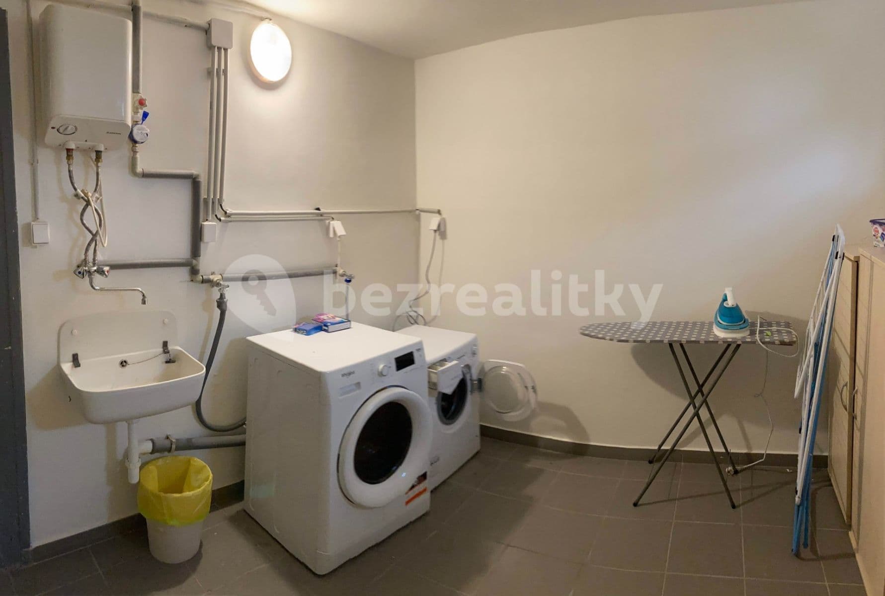 Prenájom bytu 1-izbový 20 m², Lužova, Brno, Jihomoravský kraj Prenájom bytu 1-izbový 20 m², Lužova, Brno, Jihomoravský kraj