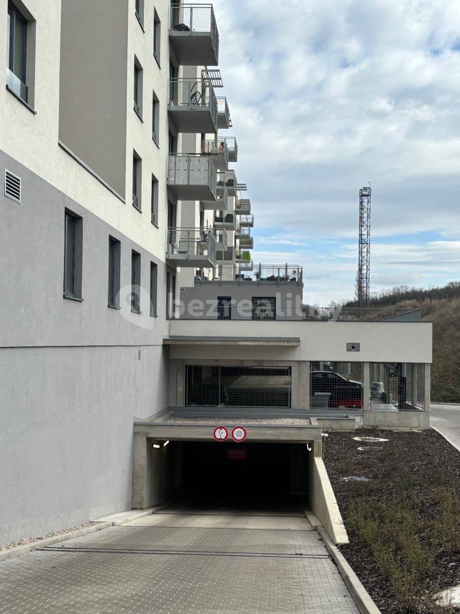 Prenájom garáže 13 m², Čerpadlová, Praha, Praha Prenájom garáže 13 m², Čerpadlová, Praha, Praha
