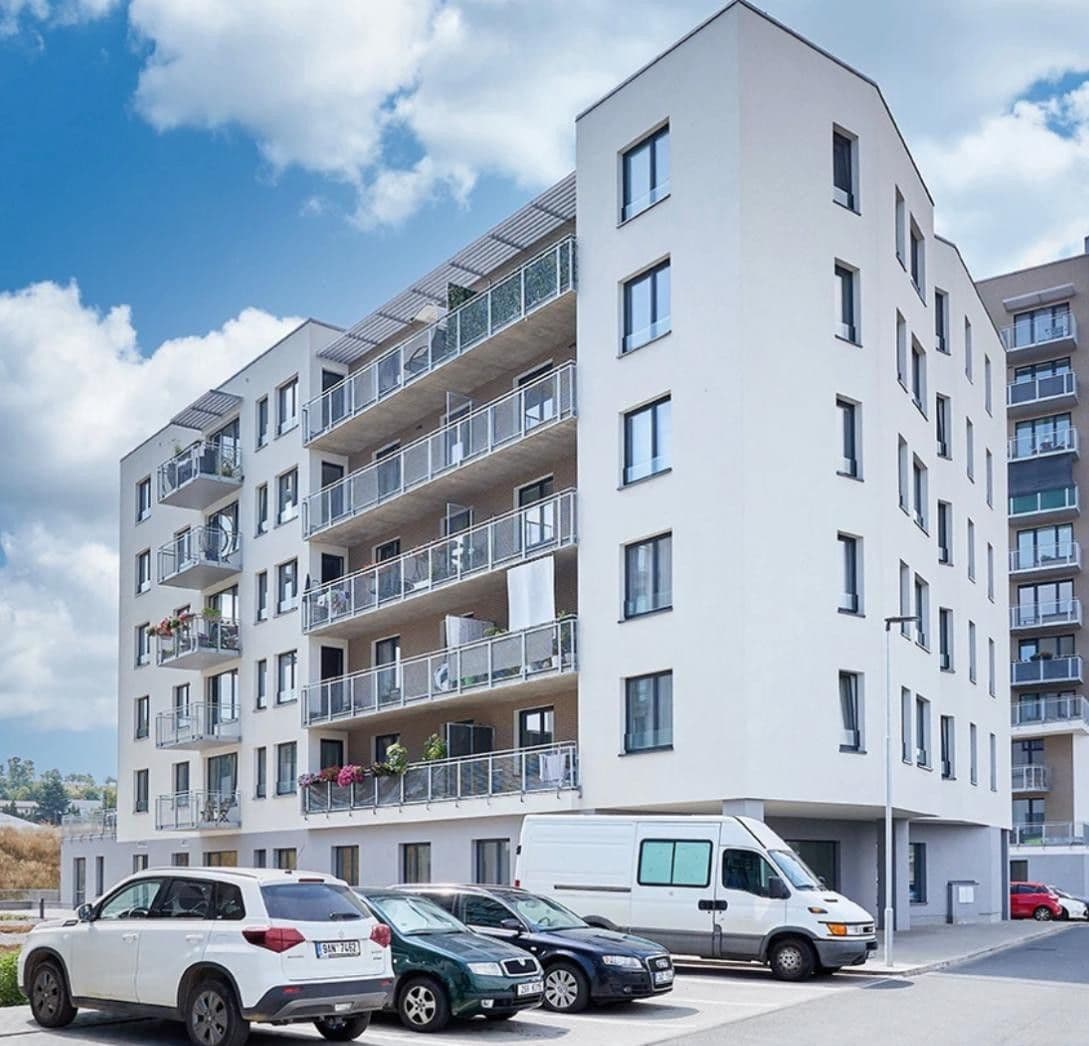 Prenájom garáže 13 m², Čerpadlová, Praha, Praha Prenájom garáže 13 m², Čerpadlová, Praha, Praha