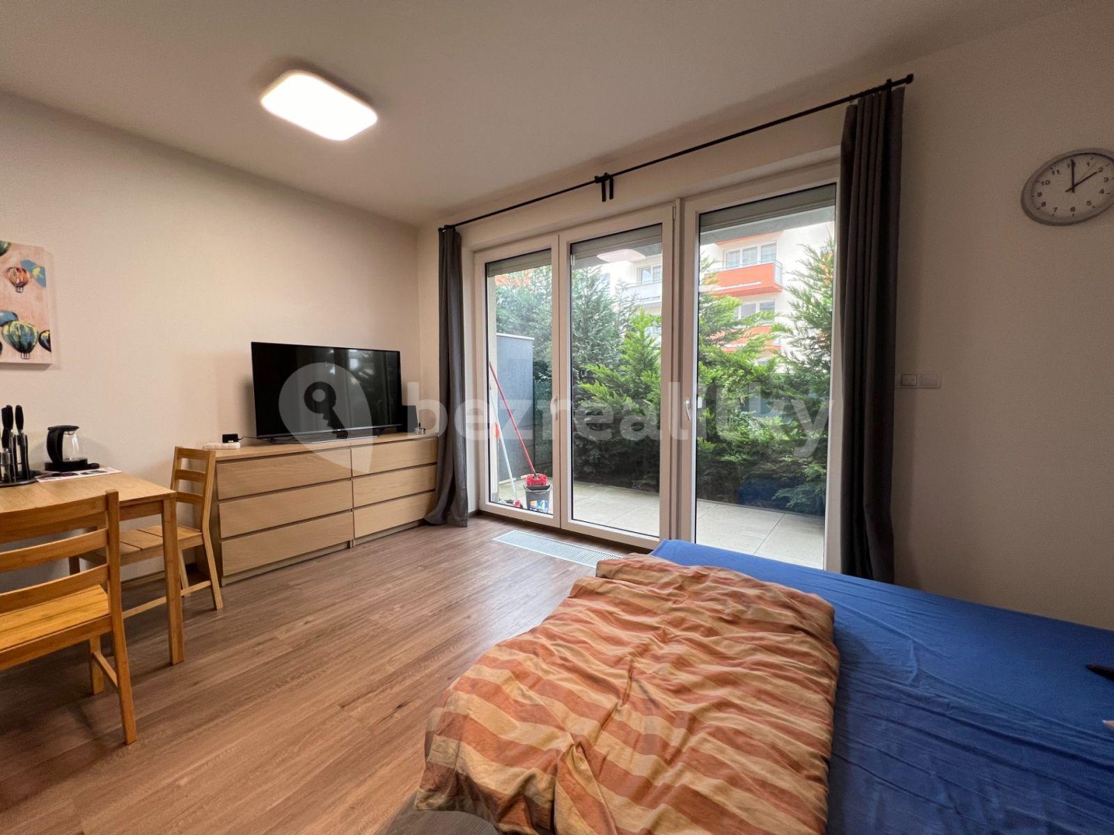 Predaj bytu 1-izbový 41 m², Toufarova, Praha, Praha
