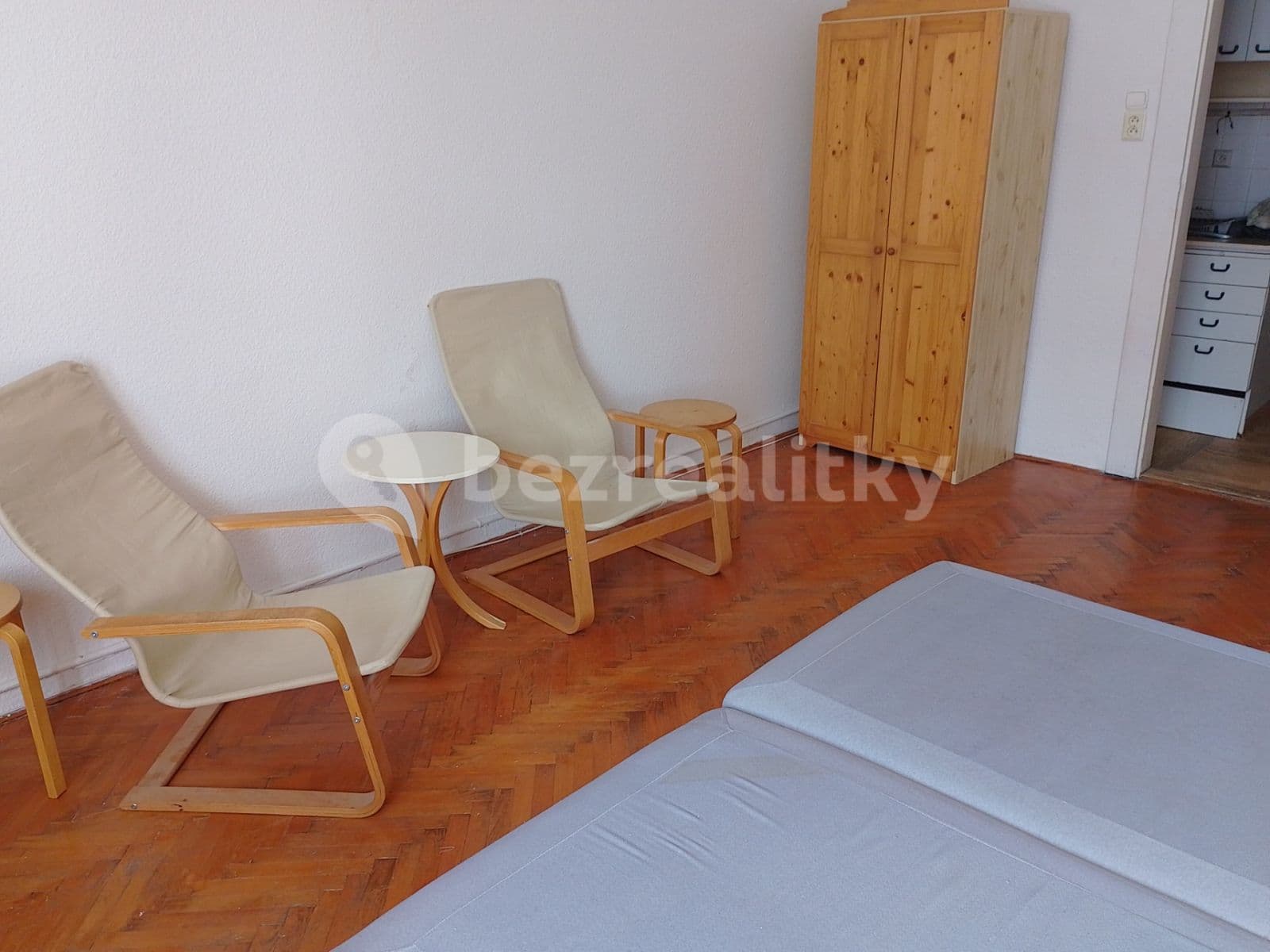 Prenájom bytu 1-izbový 30 m², Haštalská, Praha, Praha Prenájom bytu 1-izbový 30 m², Haštalská, Praha, Praha