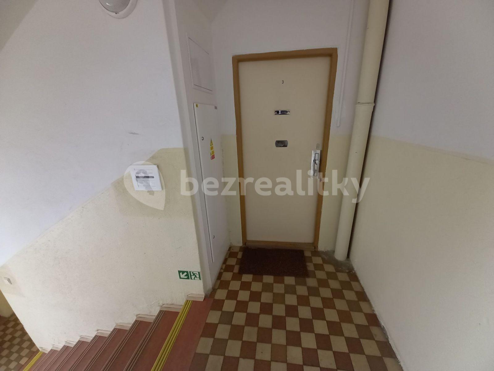 Prenájom bytu 2-izbový 56 m², Jahodová, Praha, Praha