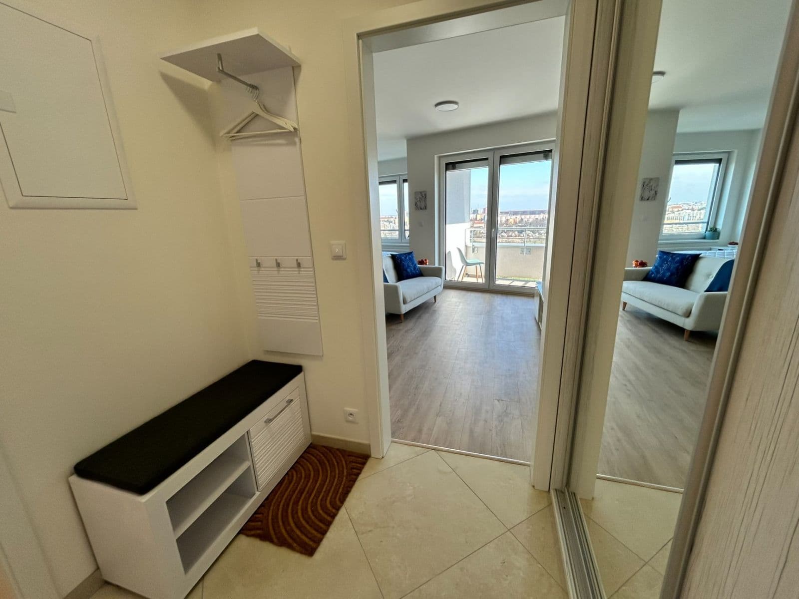 Prenájom bytu 1-izbový 46 m², Klapálkova, Praha, Praha Prenájom bytu 1-izbový 46 m², Klapálkova, Praha, Praha