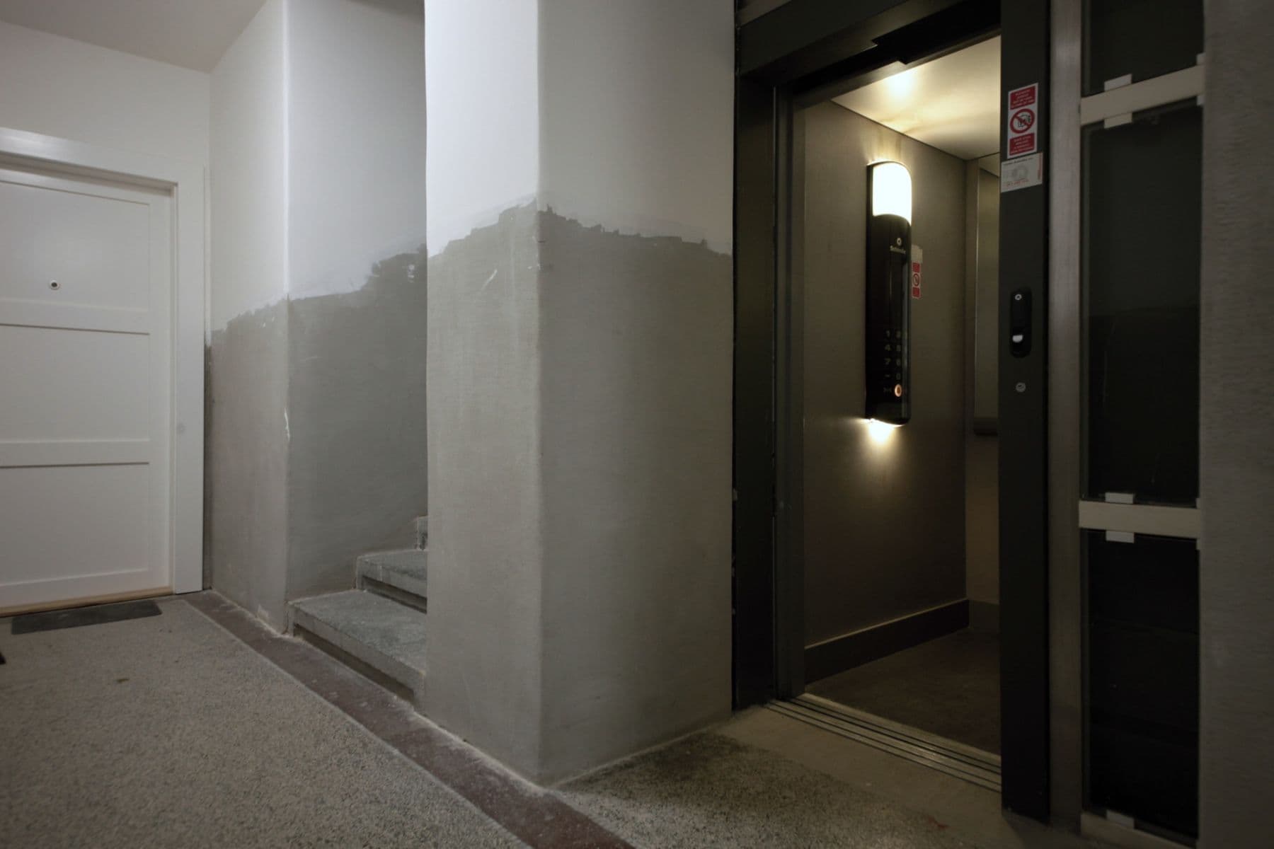 Prenájom bytu 56 m², Slovinská, Praha, Praha Prenájom bytu 56 m², Slovinská, Praha, Praha