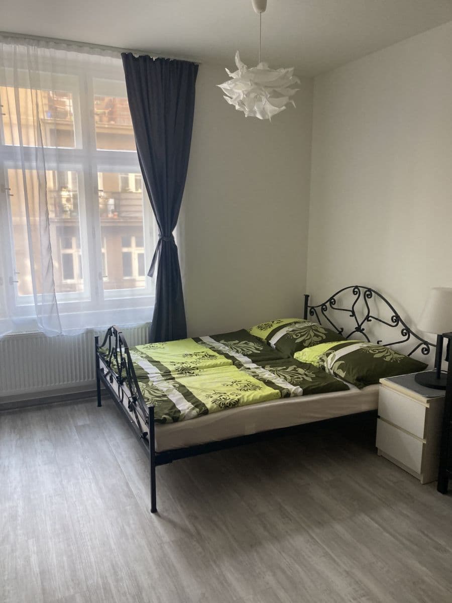 Prenájom bytu 56 m², Slovinská, Praha, Praha Prenájom bytu 56 m², Slovinská, Praha, Praha