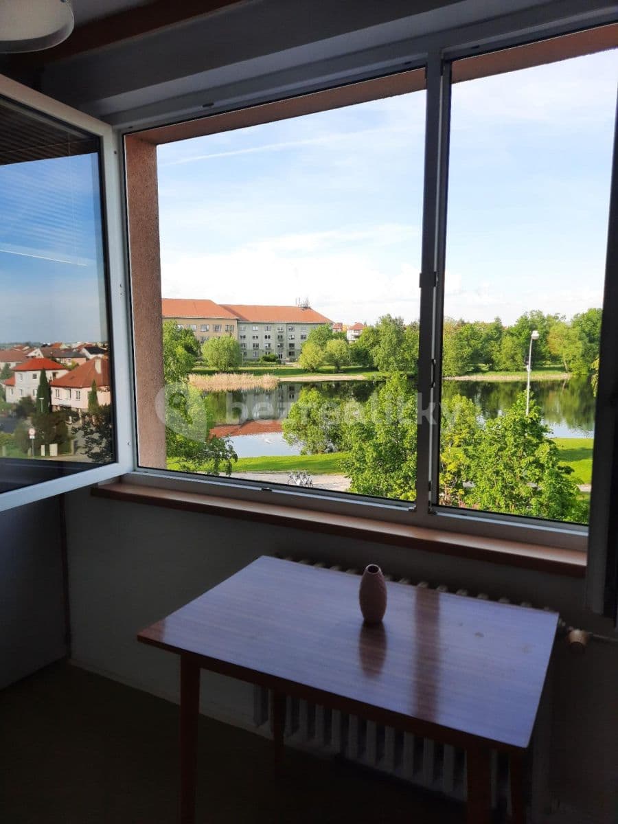 Prenájom bytu 2-izbový 58 m², Račerovická, Třebíč, Kraj Vysočina
