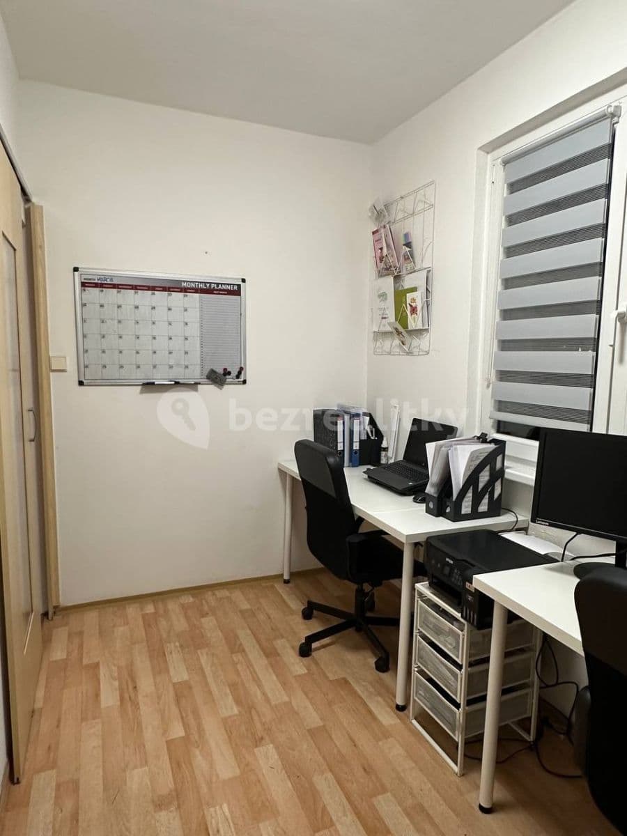 Prenájom bytu 3-izbový 58 m², Želivecká, Praha, Praha Prenájom bytu 3-izbový 58 m², Želivecká, Praha, Praha