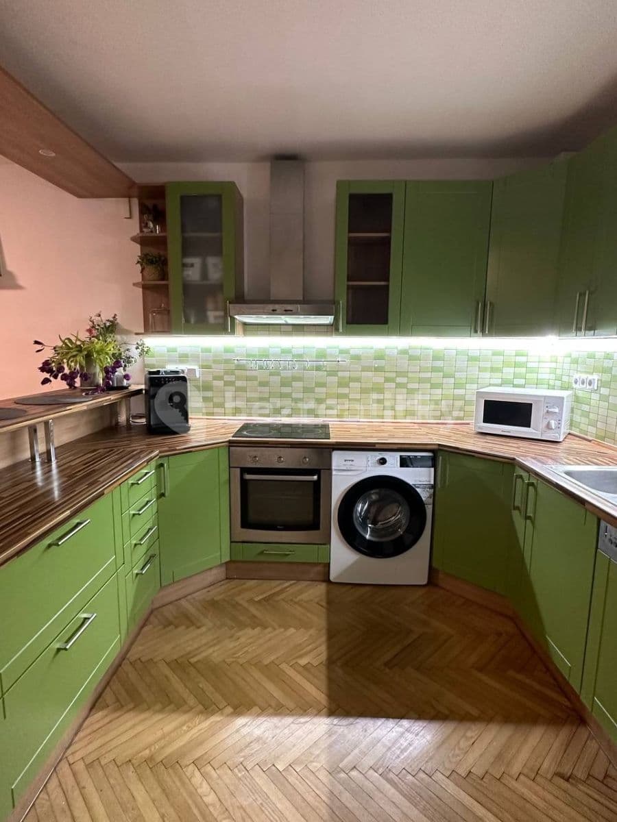 Prenájom bytu 3-izbový 58 m², Želivecká, Praha, Praha Prenájom bytu 3-izbový 58 m², Želivecká, Praha, Praha